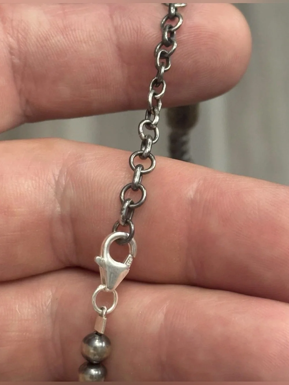 STERLING SILVER NAVJO PEARL HAND STAMPED BARREL GRADUATED BEADED NECKLACE .925